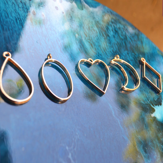 10 uds colgantes variados para rellenar metal dorado